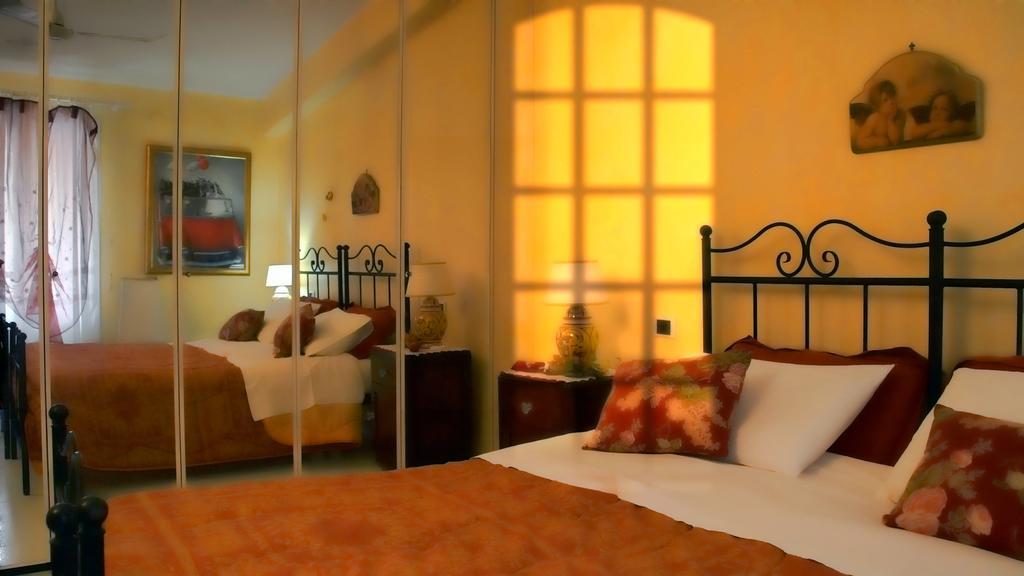 B&B Le Terrazze Capo dʼOrlando Værelse billede